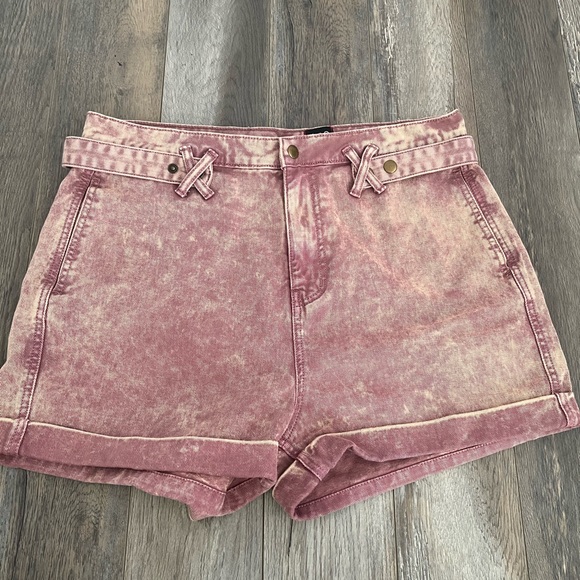 Urban Outfitters Pants - Urban outfitters BDG size 29 shorts